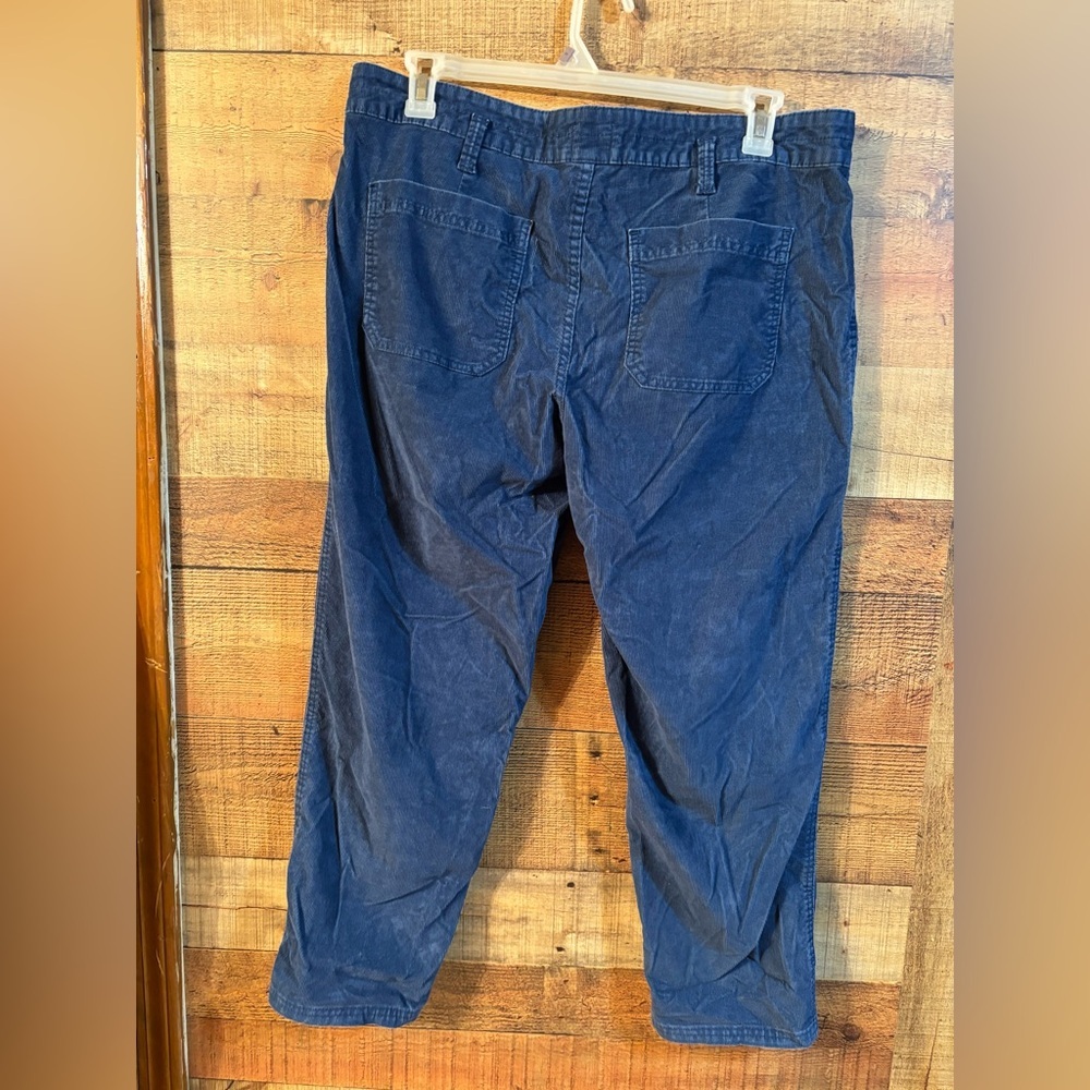 Time and Tru Women's Corduroy Cargo Pants - Picture 4 of 4